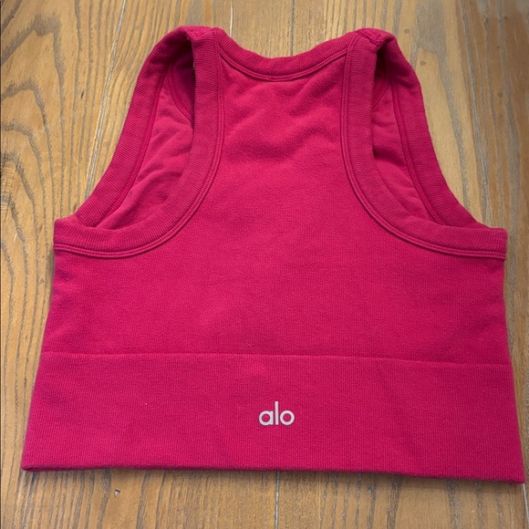 Alo Yoga Ribbed Athletic Top - Picture 3 of 3
